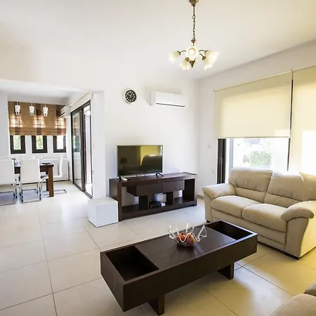 Golden Seaside Villas 别墅 *