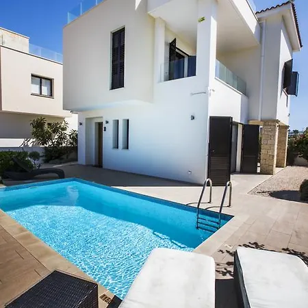 Golden Seaside Villas Villa *