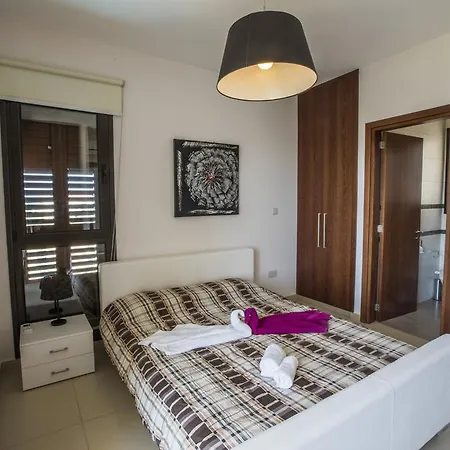 Villa Golden Seaside Villas Paphos
